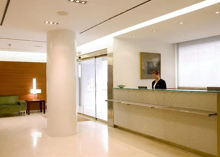 Otel Occidental 4*