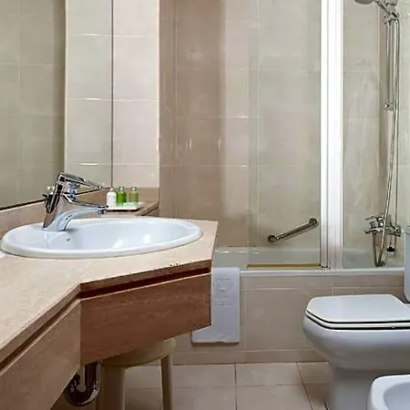 Occidental Hotel 4*