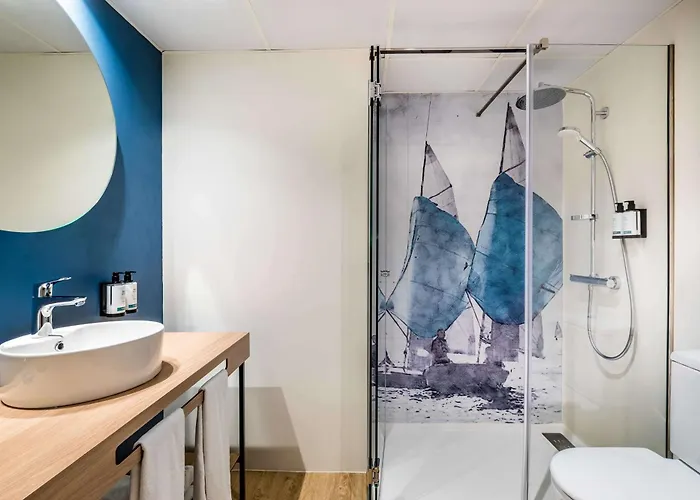 Occidental Hotel 4*