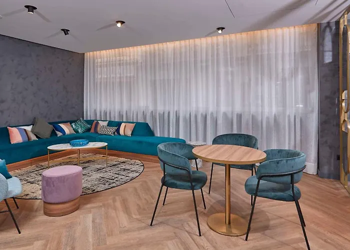 Occidental Hotel 4*