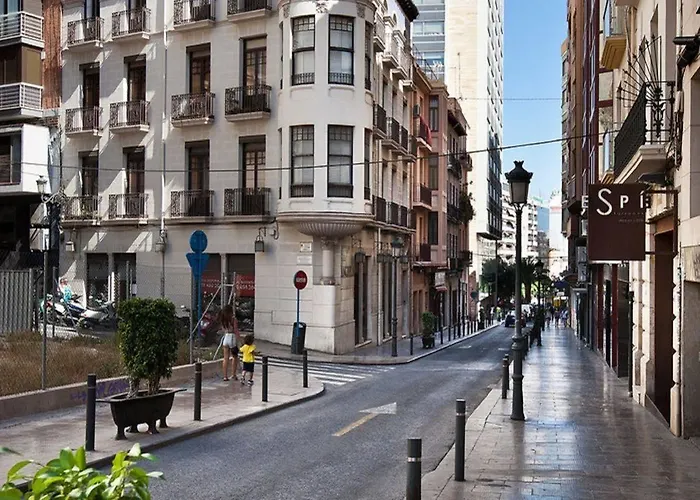 Occidental Hotel 4*